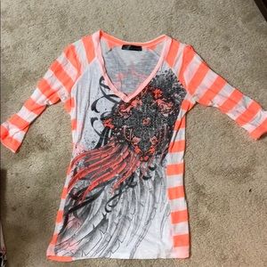 Angel & Diamonds v neck 3/5 length sleeve shirt